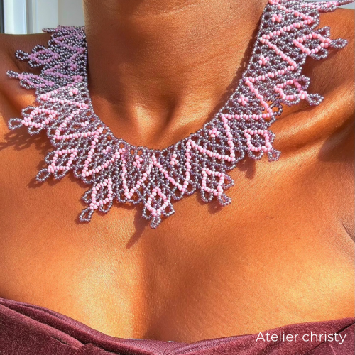 Collier AKISSI