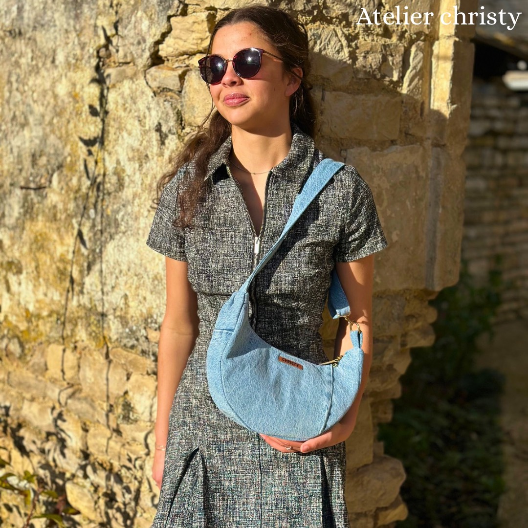 Sac demi-lune bleu clair – Image 3