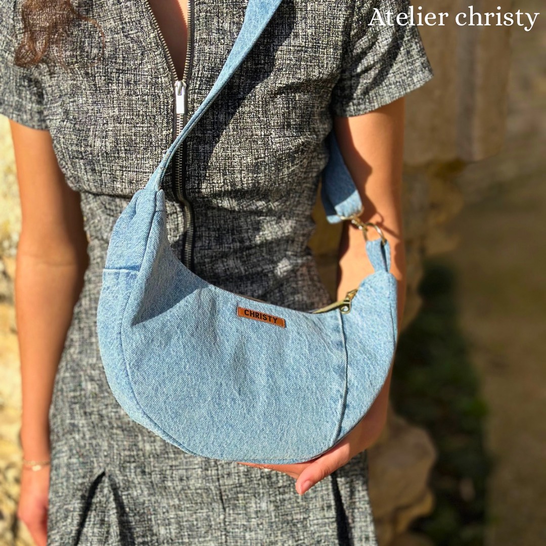 Sac demi-lune bleu clair – Image 4