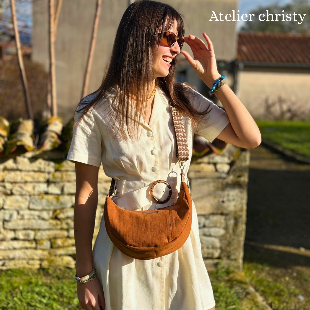 Sac demi-lune camel – Image 7